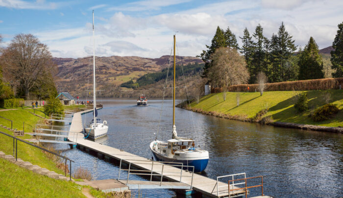 Walking the Loch Ness 360°