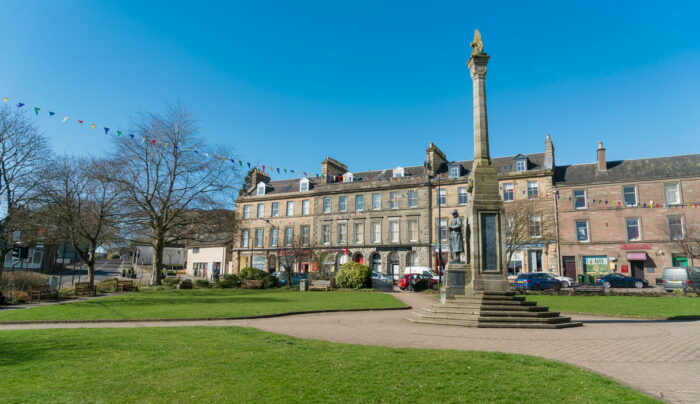 Blairgowrie Town Square (credit - Kenny Lam, Visit Scotland)