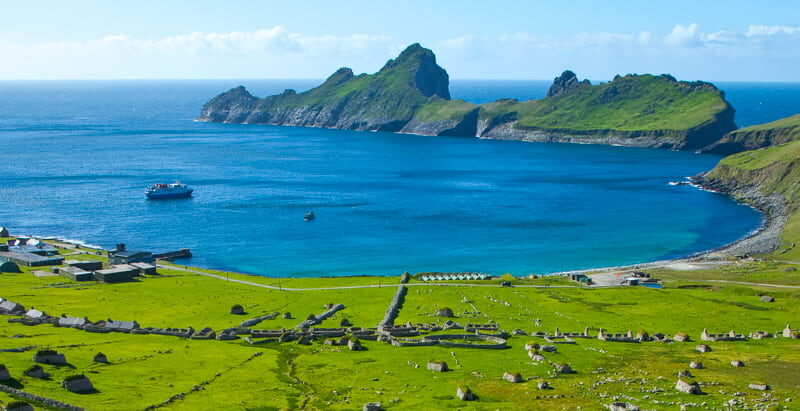 Village Bay, St. Kilda (credit - Juan Carlos Muñoz)