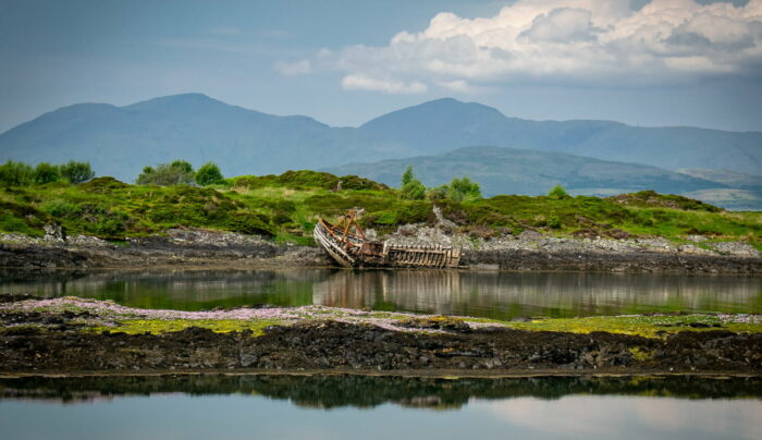 Sunken boat at Puilladobhrain, Isle of Seil