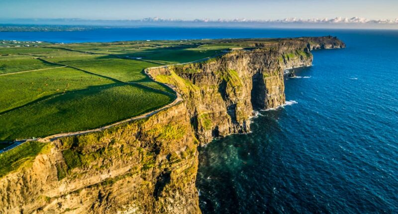 Cliffs of Moher, Co. Clare (credit - Fáilte Ireland)