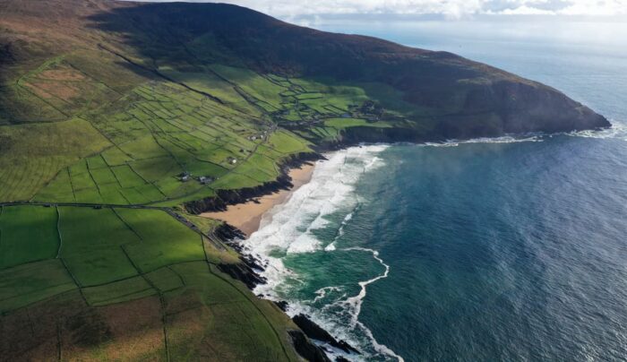 Coumenoole Beach, Co. Kerry (credit - Fáilte Ireland)