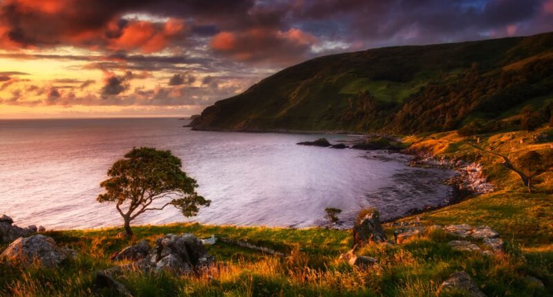 Murlough Bay (credit - Tourism Ireland)